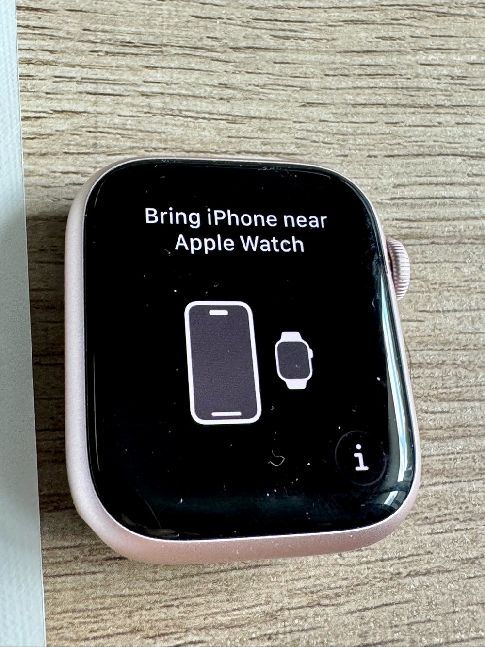 Apple series 9 Watch rosegold Aluminum Case with Active Pairing Screen
